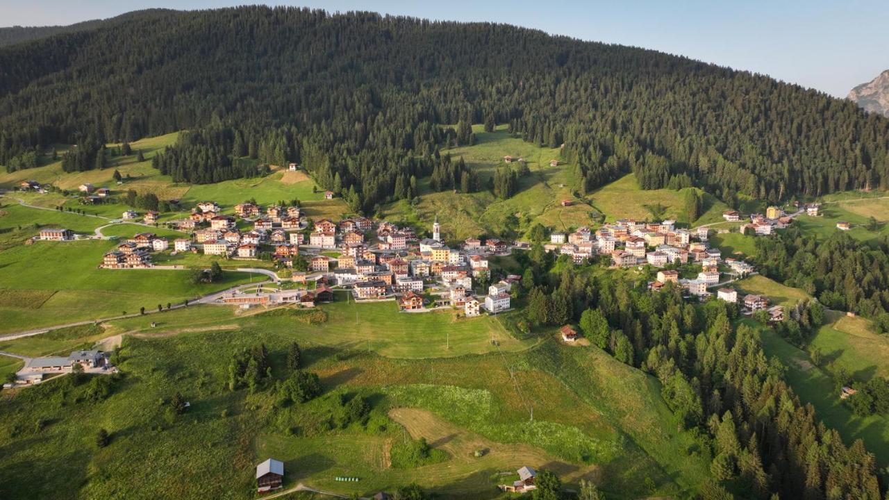Al Sole B&B Valcomelico サント・ステーファノ・ディ・カドーレ エクステリア 写真