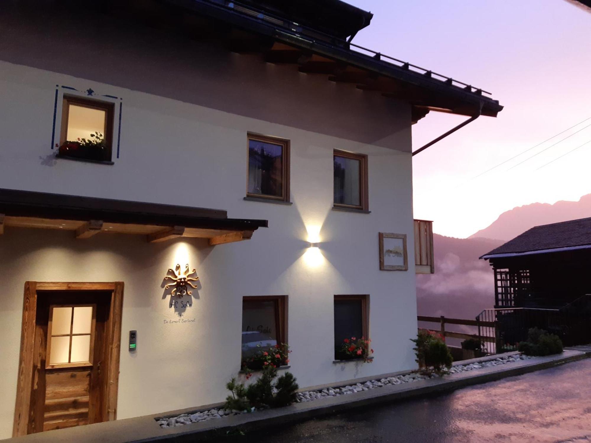Al Sole B&B Valcomelico サント・ステーファノ・ディ・カドーレ エクステリア 写真