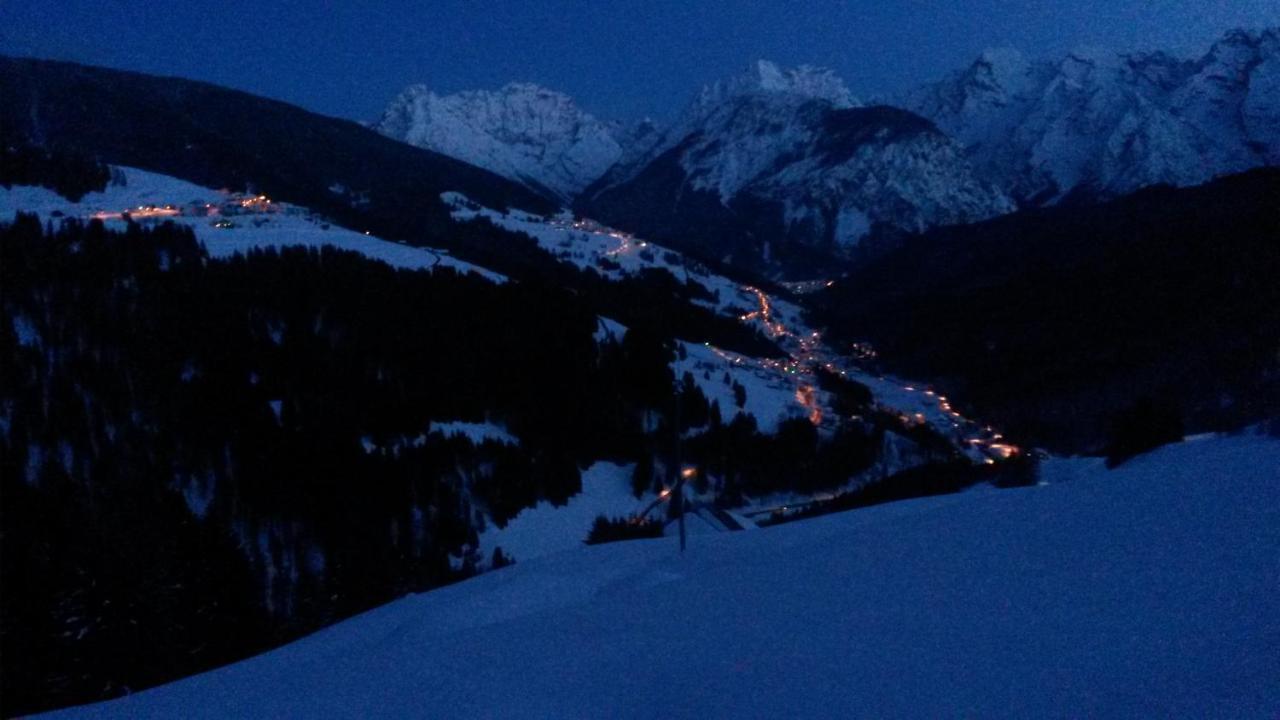 Al Sole B&B Valcomelico サント・ステーファノ・ディ・カドーレ エクステリア 写真